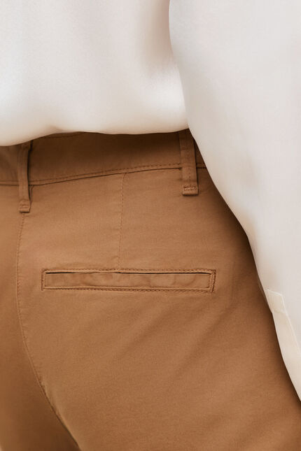 Pantal&oacute;n adelmo camel mujer