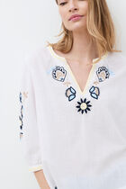 Cangelina shirt white woman