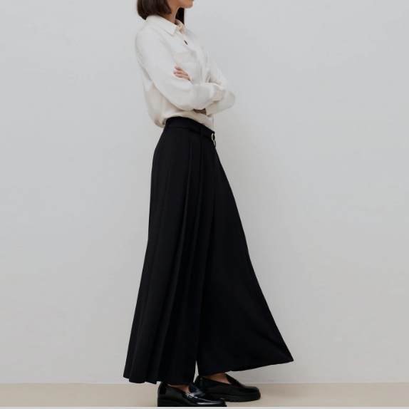 Quel pantalon choisir quand on a des hanches larges ?