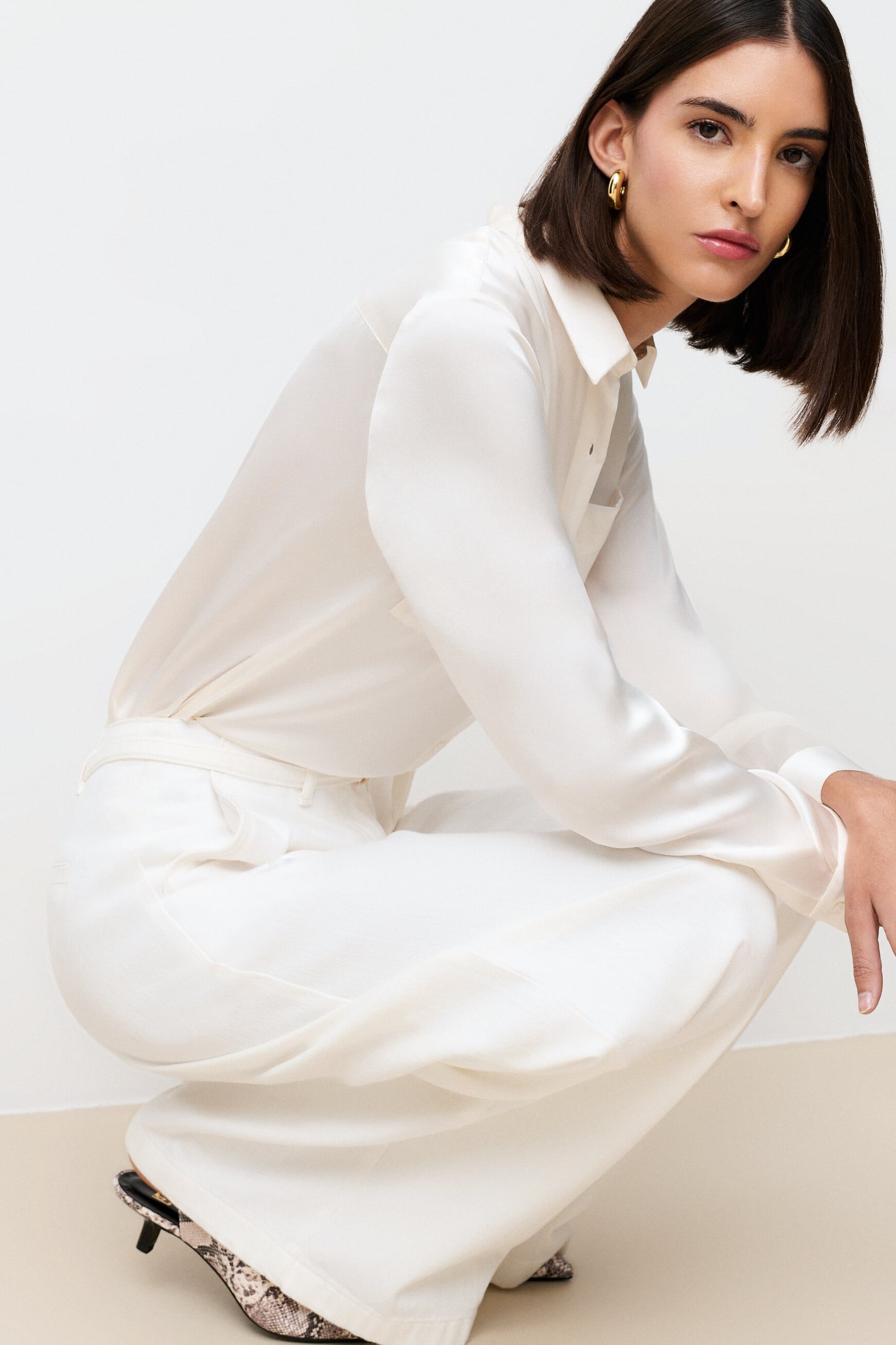 Pantal&oacute;n Paloma crudo mujer