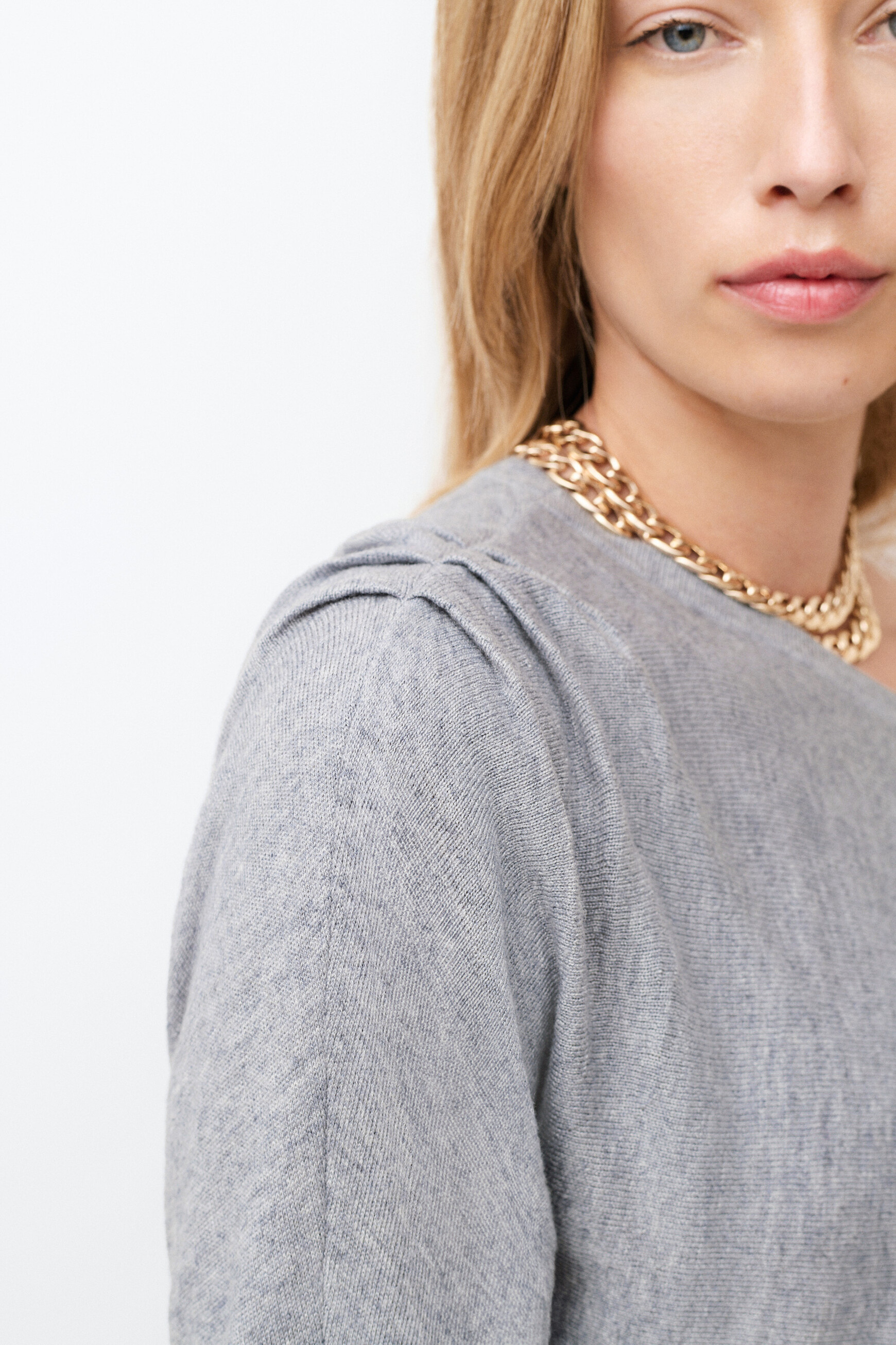 Pullover Mvaleria grau damen