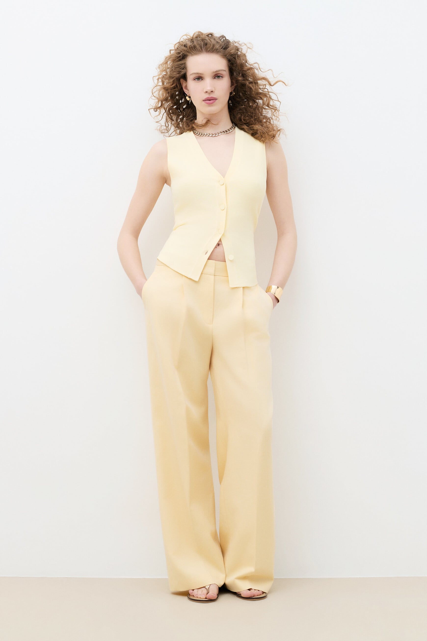 Cardigan Davina pastel yellow woman
