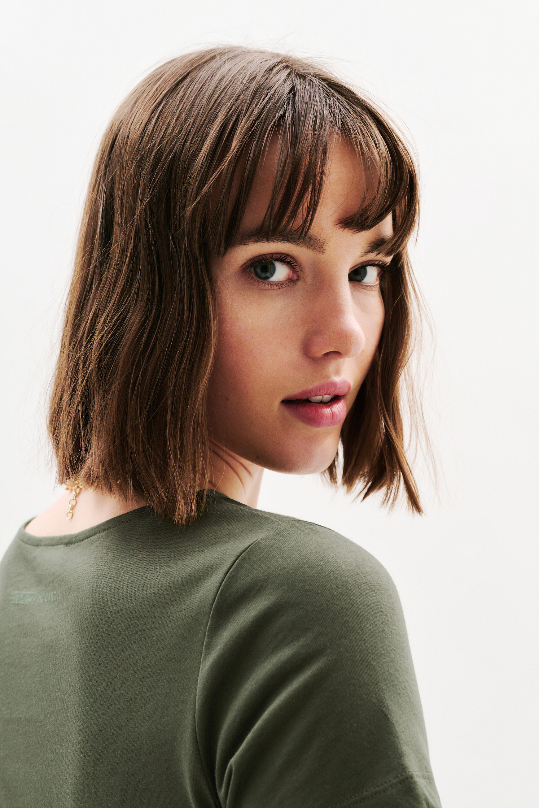 T-shirt all at school taxime happy khaki green woman
