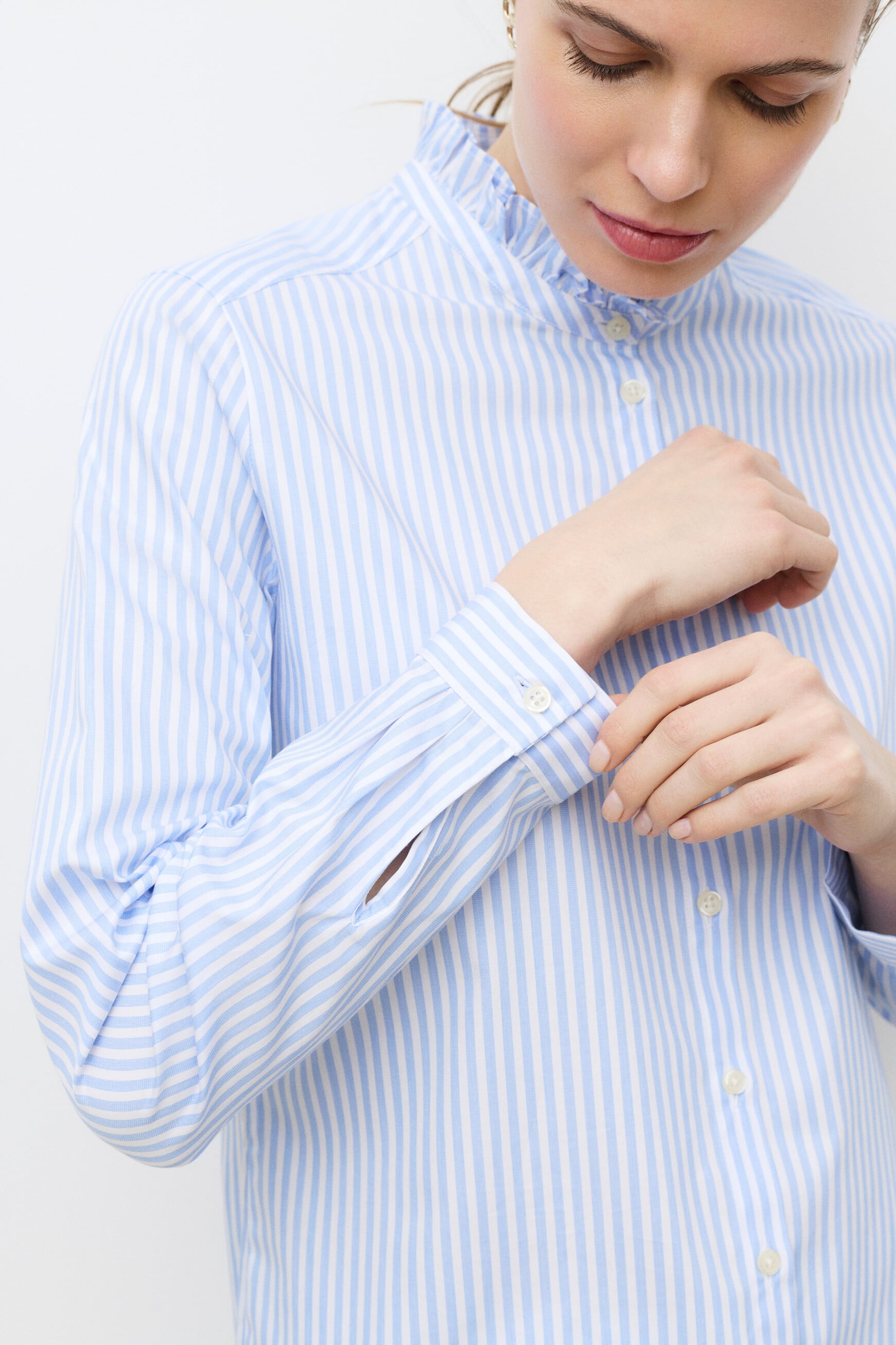 Celica2 shirt sky blue woman