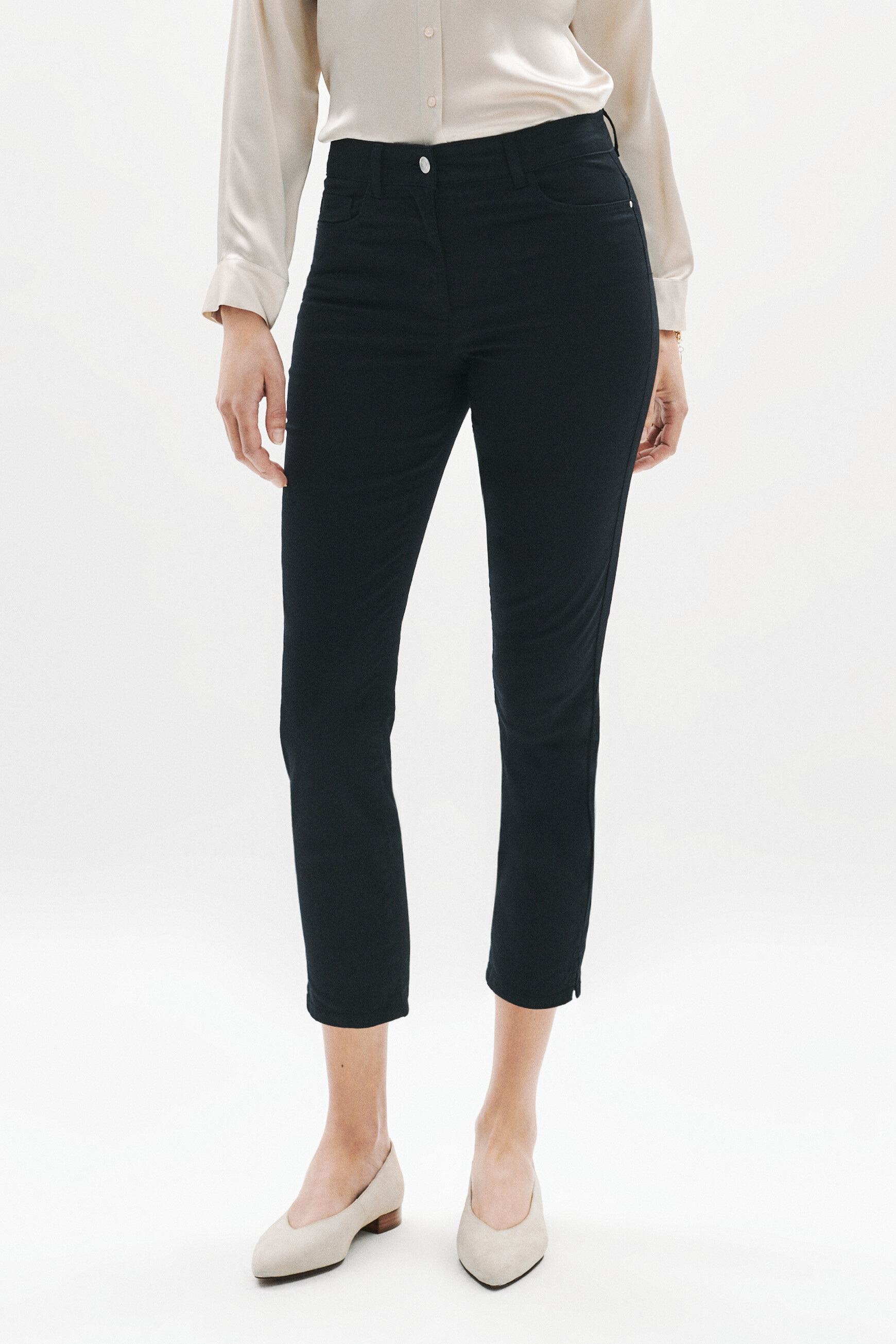 Pantal&oacute;n pirata mason negro mujer